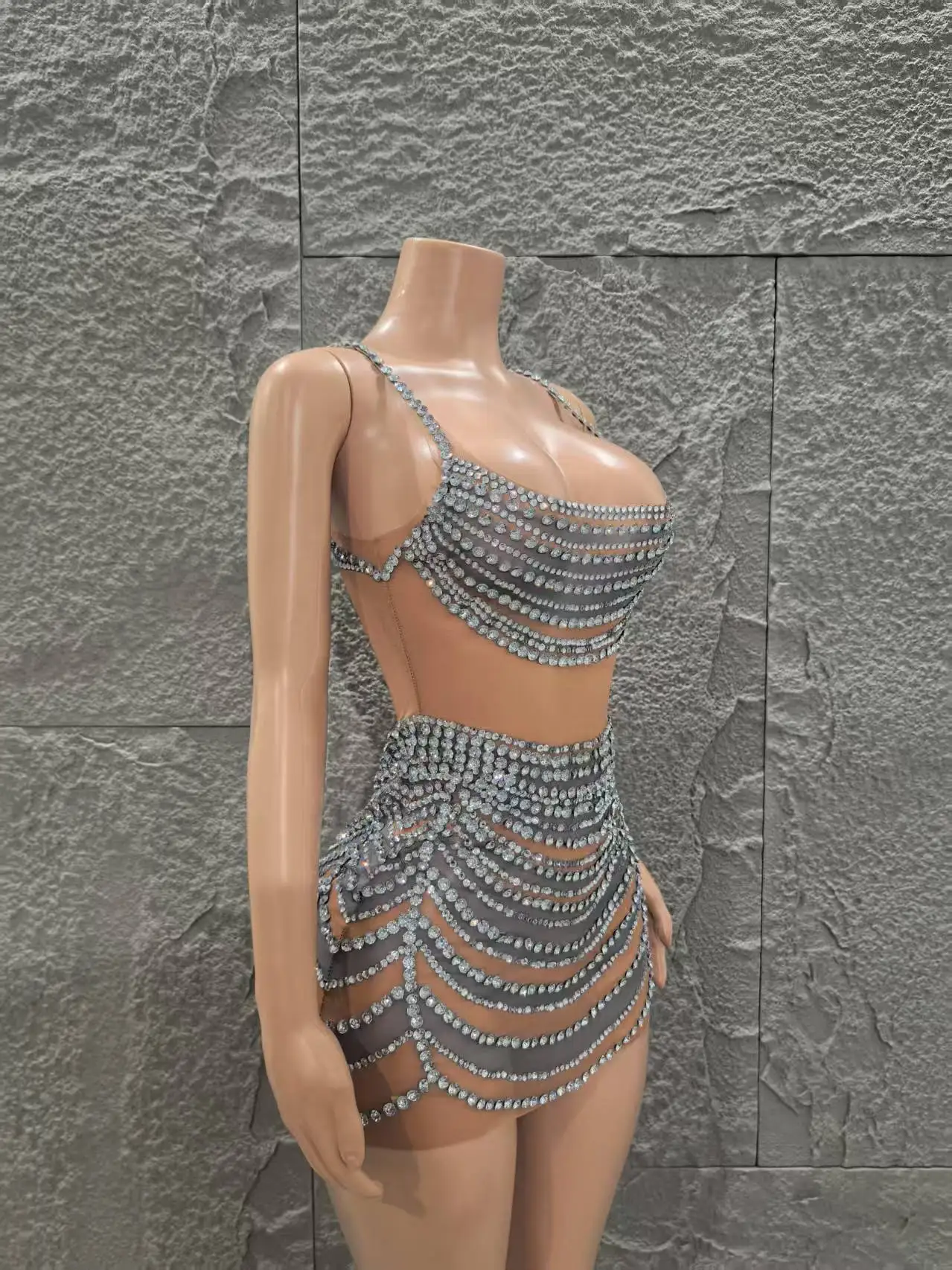 ساطع كريستال المرأة بلا أكمام مثير شبكة انظر من خلال Bodycon فستان قصير احتفال ملهى ليلي حفلة بار المغني المرحلة ارتداء