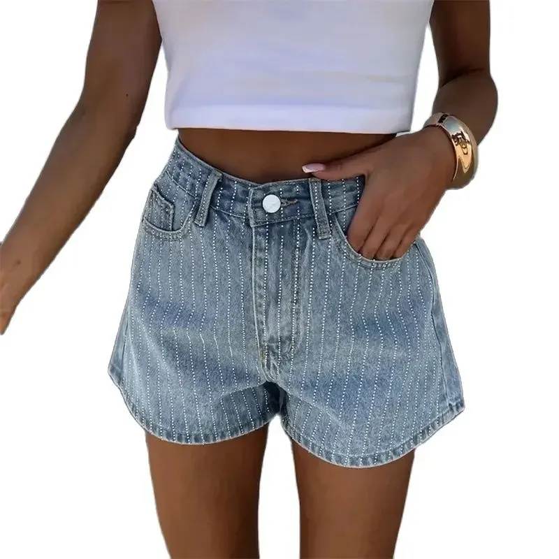 Fashion Small Diamonds Stripe Decoration Denim Shorts Straight Three Quarter Pants Female Summer Casual Commuter Mini Jeans 2024