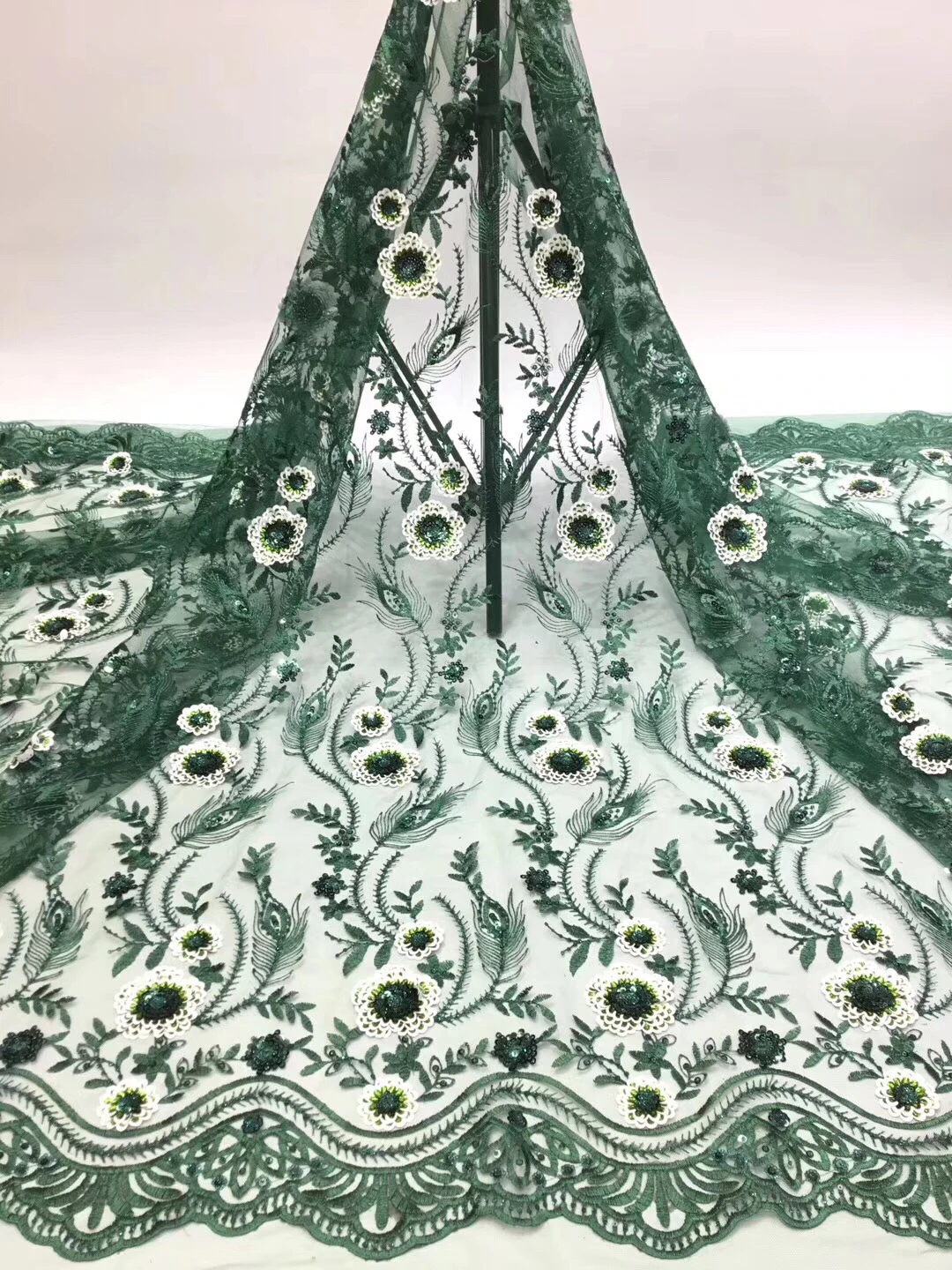 

Embroidered Brocade Lace Fabric 2021 High Quality Green African French Tulle Lace Fabric For Women Wedding Dress