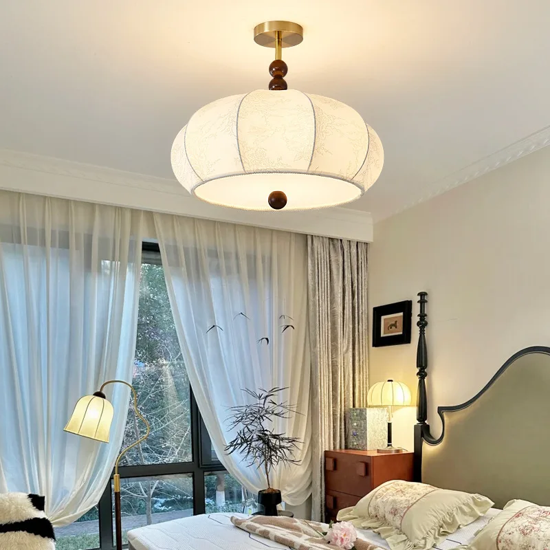 

French retro medieval bedroom ceiling lamp fabric printing Nanyang wind study wabi-sandy wind atmosphere rom