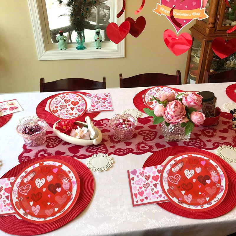 

Одноразовая посуда с сердечками для свадьбы, Дня святого Валентина, юбилея, дня рождения: бумажные тарелки, стаканы, скатерти