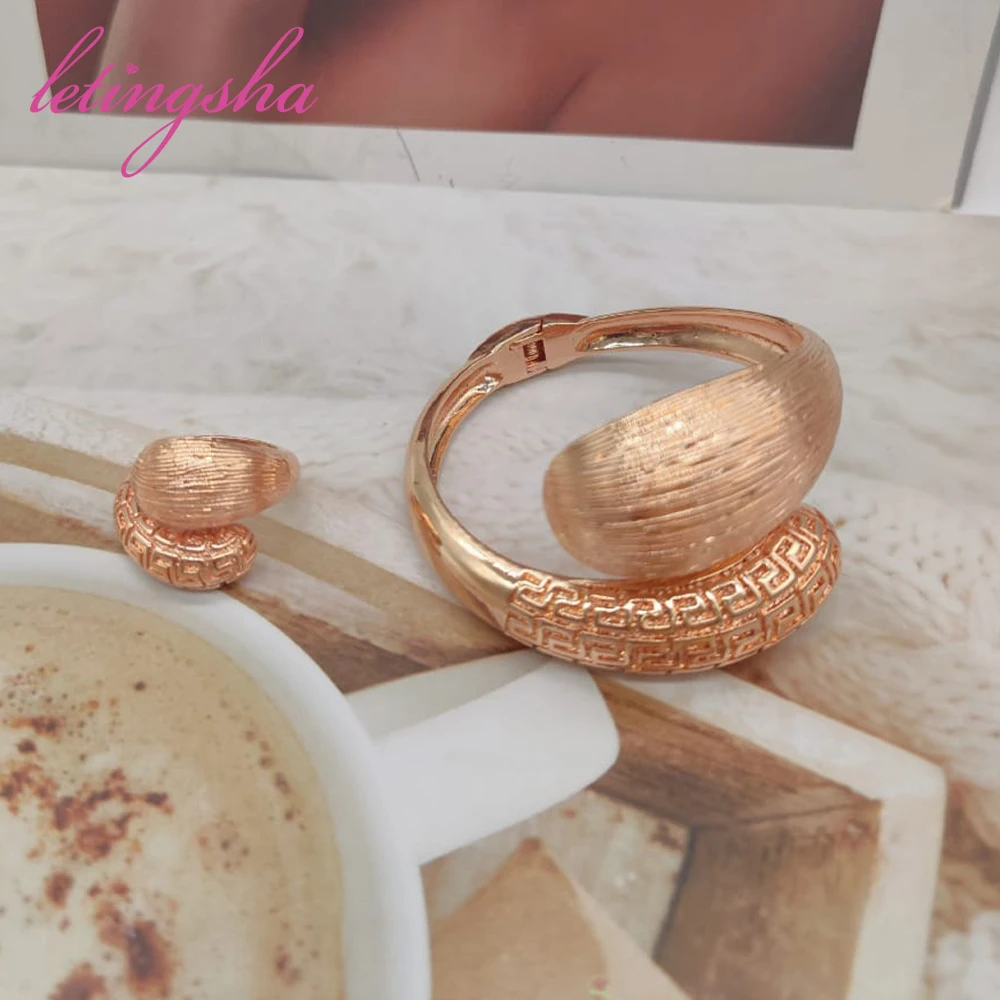 Nigerian 18K Gold Plated Bangle For Women Ring Colorful Jewelry Bracelet Wedding Party Gift Dubai Hollow Out Design Bracelet