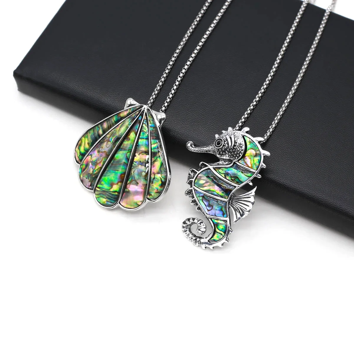 Thumbnail 3 - #52 Best Brooches & Lapel Pins to Buy In 2026