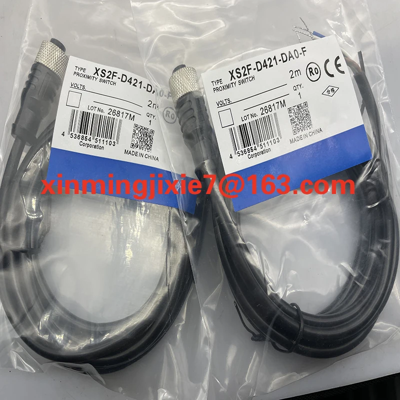 Brand new sensor connection wires in stock  XS5F-D421-D80-F 2M  XS5F-D421-G80-F 5M quality guarantee