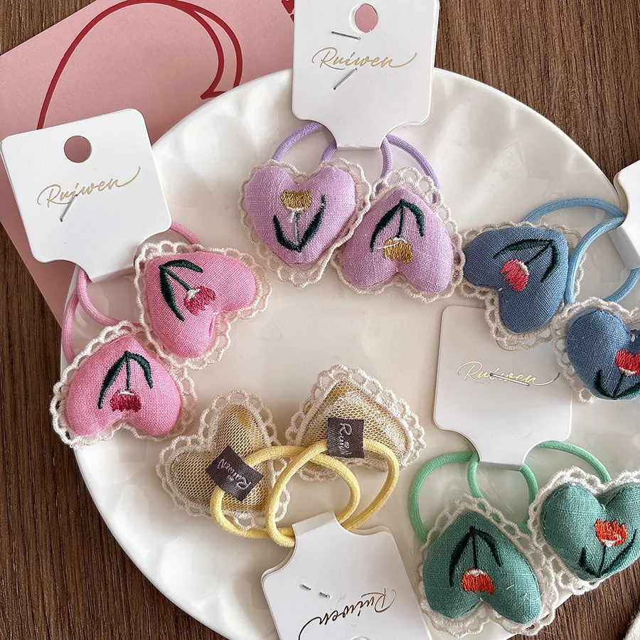甘いガーリーレーストリム刺繍ハートふわふわシュシュ生地ヘアネクタイ韓国スタイルのヘアアクセサリー