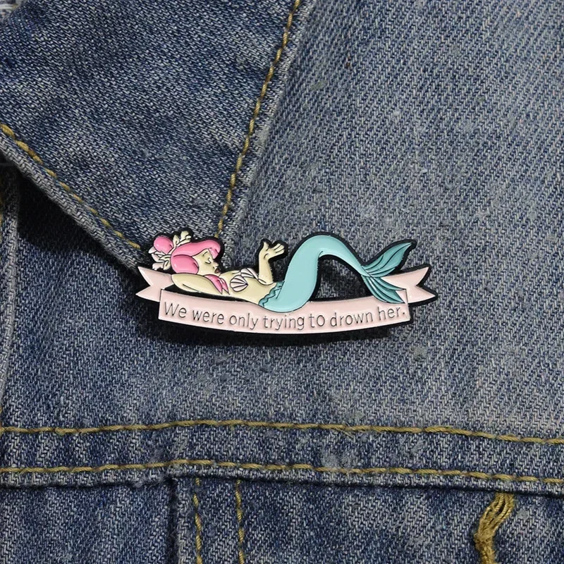 Pin New Creative Cartoon Girl Mermaid Sunbathing Personalized Decoration Alloy Baked Paint Badge Lapel Pins Brooches on Clothes