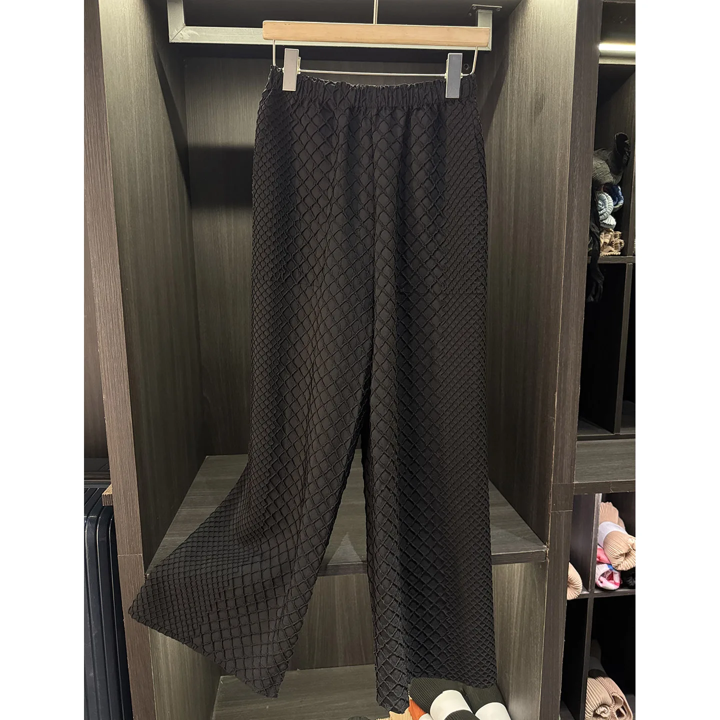 Miyake Pleated Temperament Pleated Solid Color Casual Wide Leg Pants for Women's New Versatile Elastic Waistband Pocket Pants