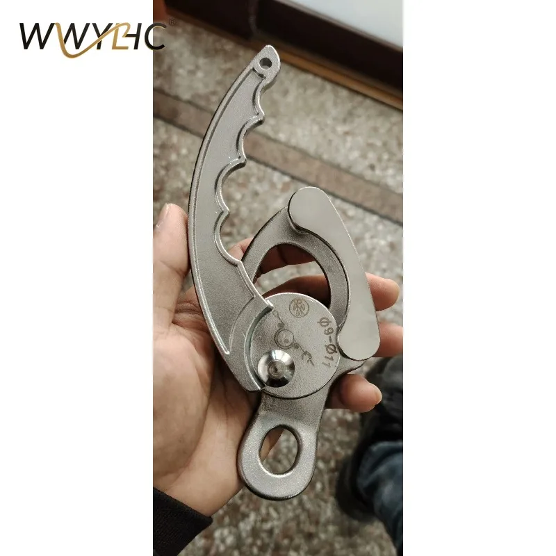 304 Stainl Steel Chien Wing Desc for High Altitude Work Climbing Rope Desc Suitable for Climbing Down