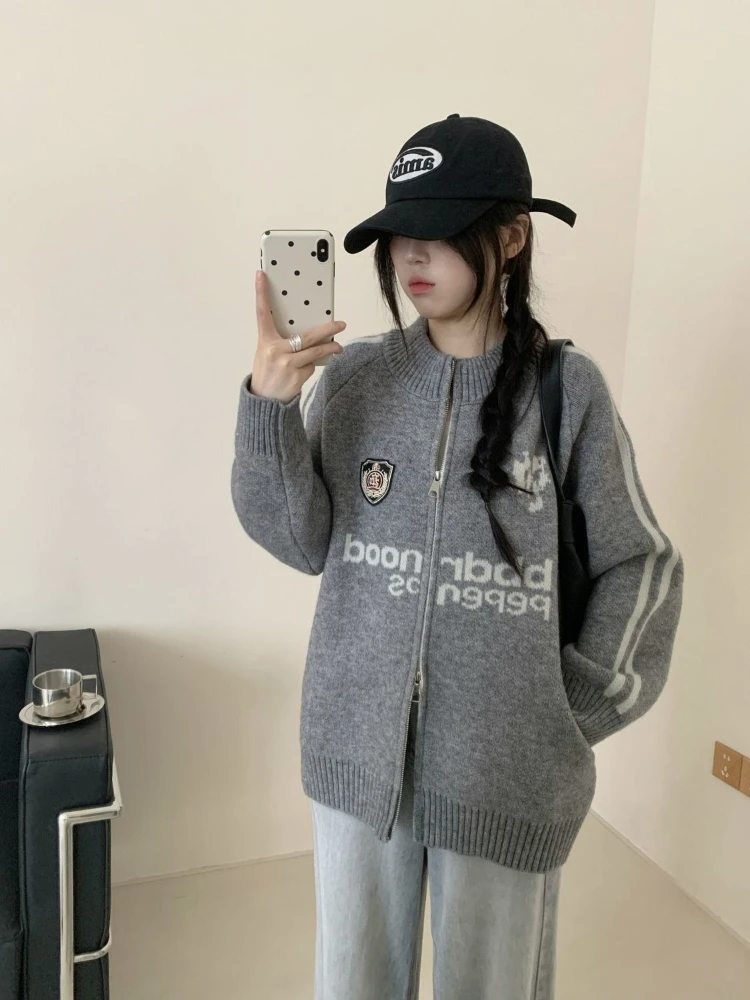Deeptown American Retro Letter Zipper Sweater Women Gray Preppy Style Sports Knitwear Vintage Causal Solid Long Sleeve Cardigan