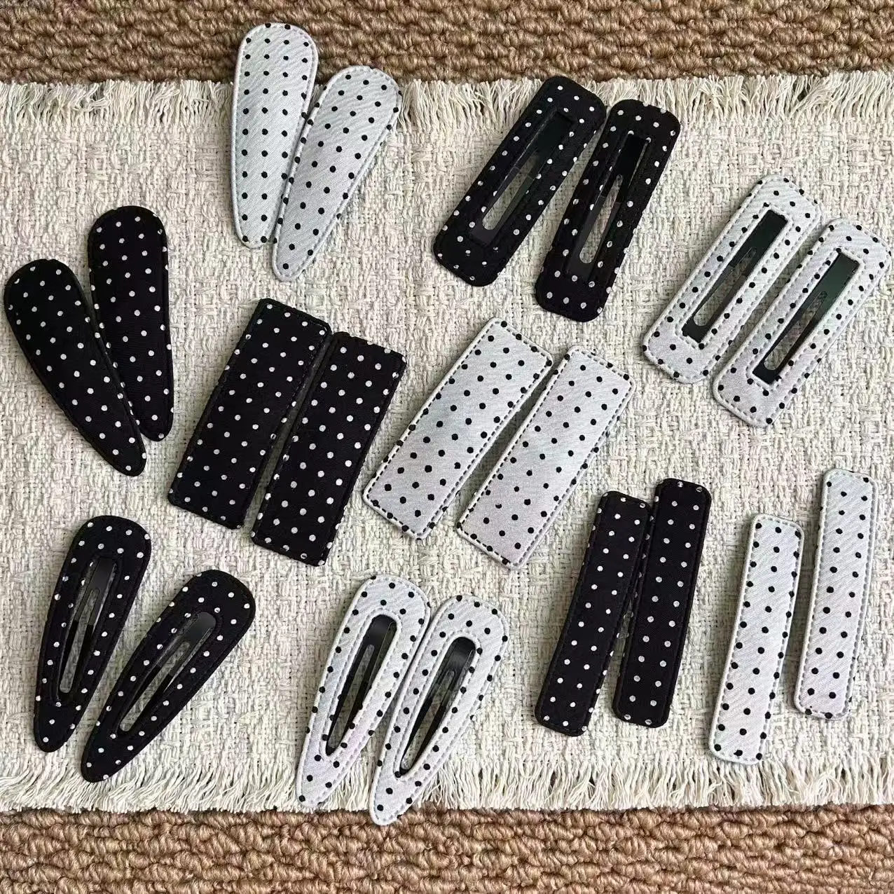 4pc Fashion Cute Black White Dot BB Hairpin Hair Side Clips for Girls Women Childs Ladies Korean Hair Accessories