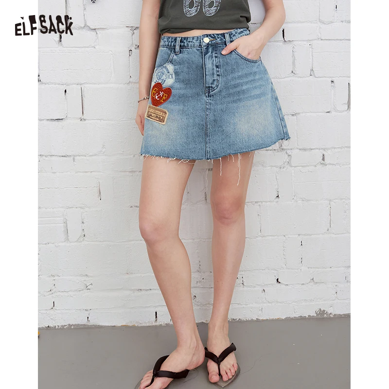 

ELFSACK Vintage Washed Denim Skirt, High-Waisted Frayed Hem Jean Skirt with Patches & Leather Label