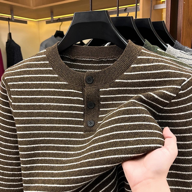 Luxury personality striped men's sweater soft comfort casual knitted new trend button round neck comfort autumn winter pullover