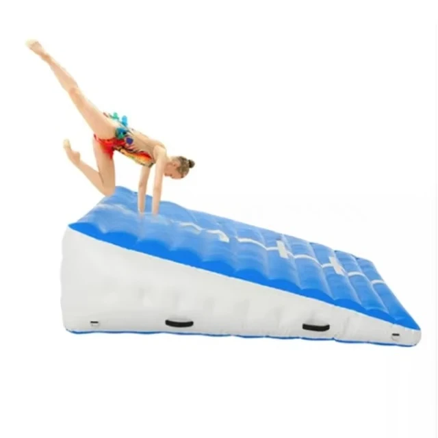 High Quality PVC Gymnastics Air Incline Triangle Ramp Mat Floor 2MX2M Inflatable Air Gym Incline Gymnastics Track Ramp