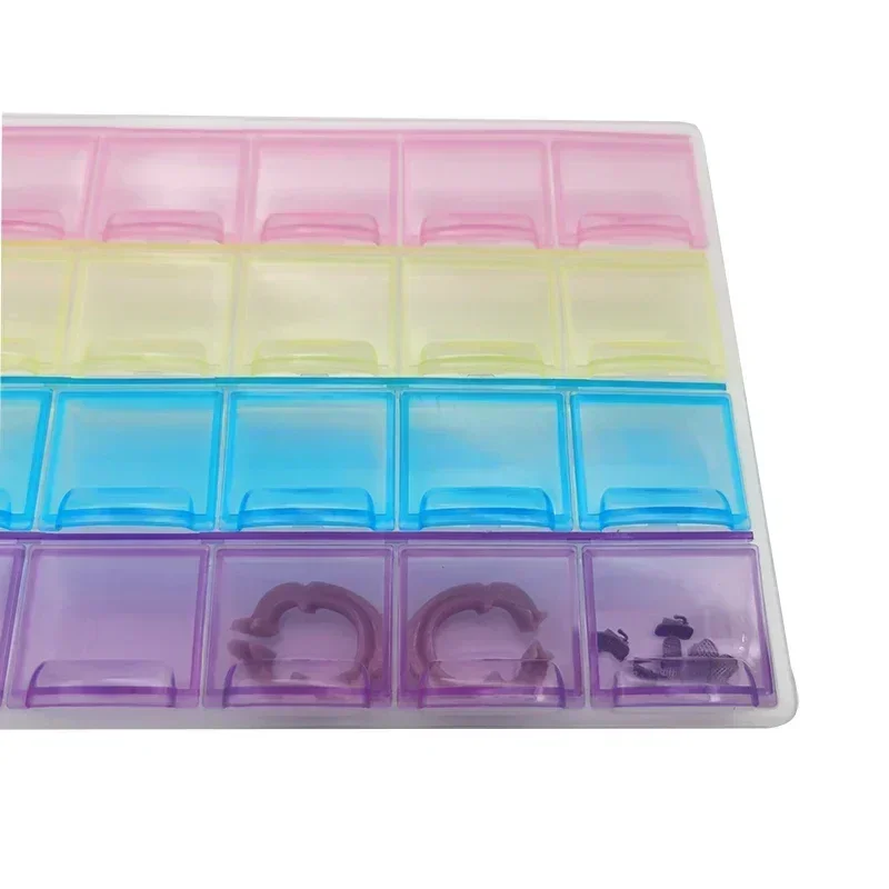 صندوق تخزين الأسنان ذو 28 شبكة مع دعامات مواد غطاء شفافة فردية مع صندوق تخزين أنبوب الشدق الدائري #5