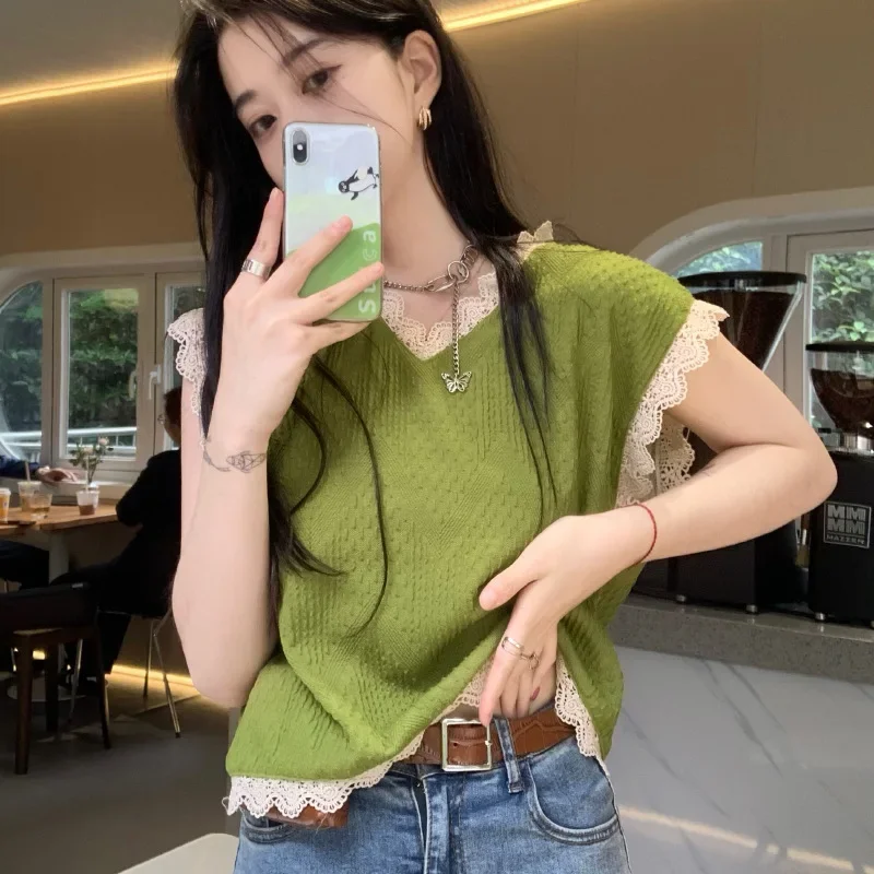 

2024 Spring and Autumn Fashion Thin Casual Loose Vest Women's Outer Wear Sleeveless Top Lace Short Top Korean Fashion Clothing