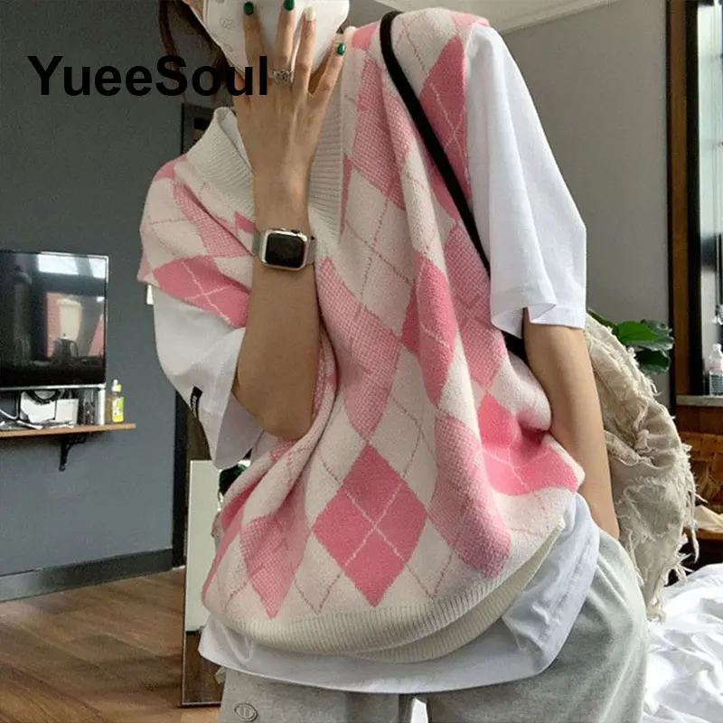 Y2K Aesthetic Vintage Sweater Vest 2026 New Loose Knitted Female Waistcoat Argyle Printed Sleeveless Loose Casual Oversized Tops