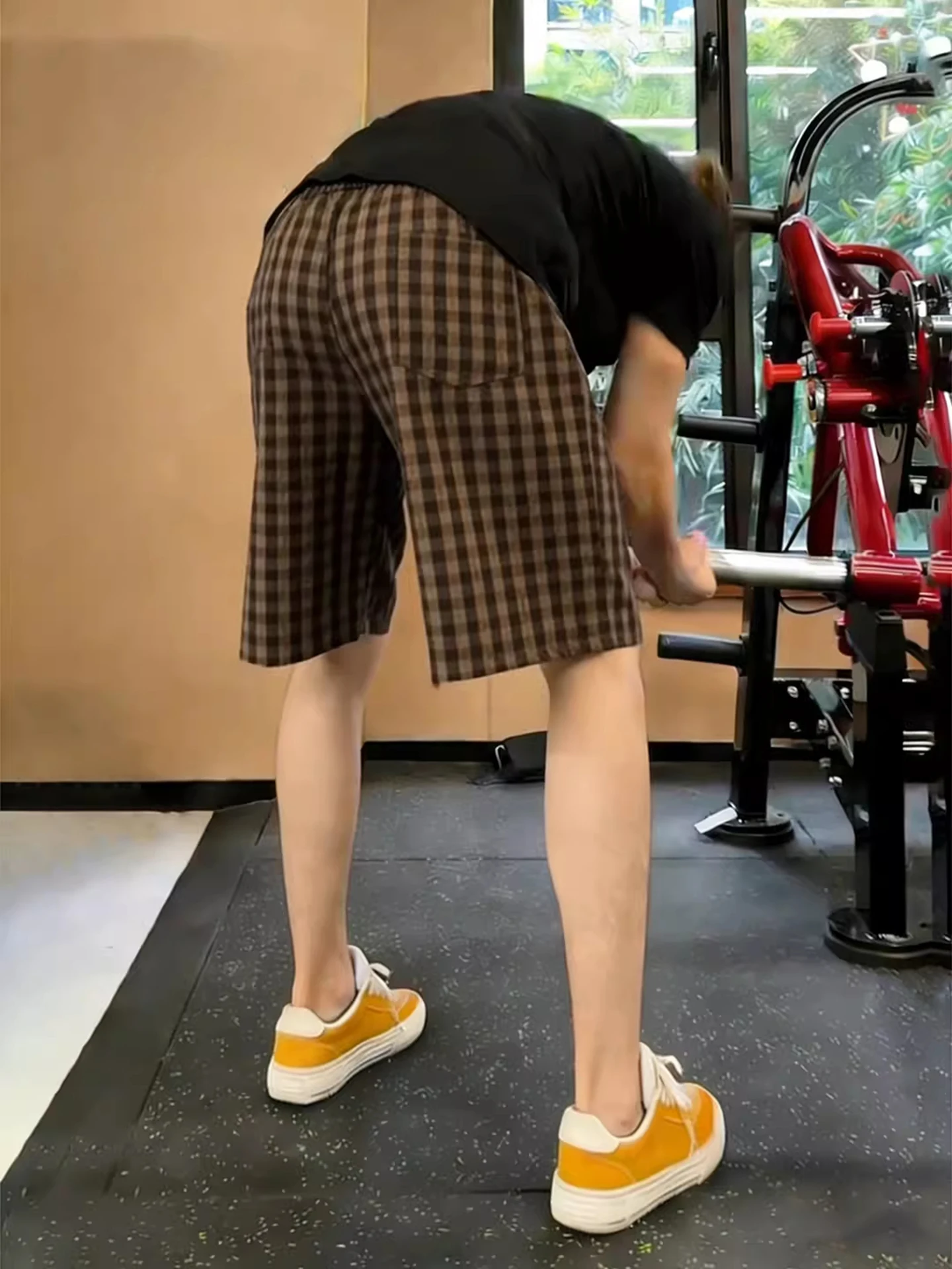 

Brown Plaid Bubble Sport Shorts Men's Summer Ice Silk Cool Feeling Fitness Pants American Quick Dry Five-Quarter Length