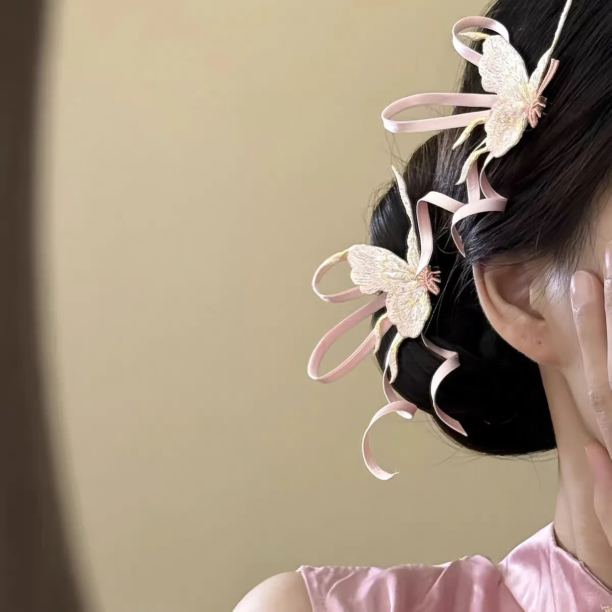 Pink Embroidered Bow Hair Clip – New Chinese Style Side Clip, Qipao Hair Accessory, Cheongsam Hairpin