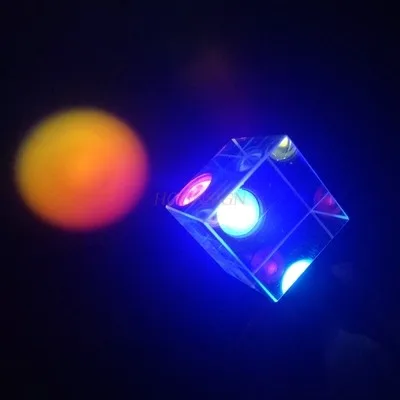 Color prism six-sided universe Rubik's cube three prism pendant science experiment crystal light cube creative prism