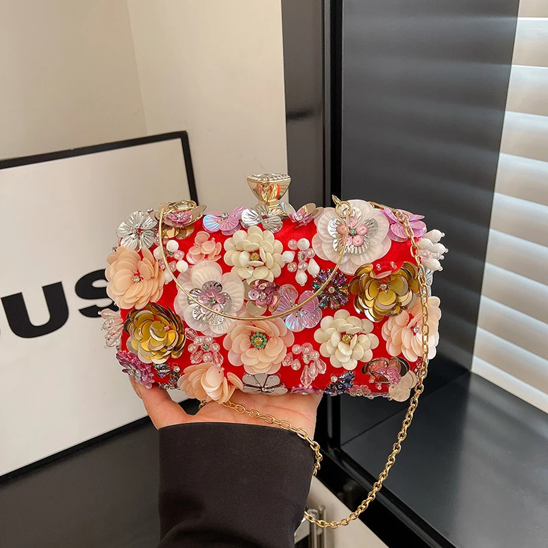 Evening bag with handmade bead embroidery, women's evening bag with clasp design, hand-embroidered floral beaded banquet bag