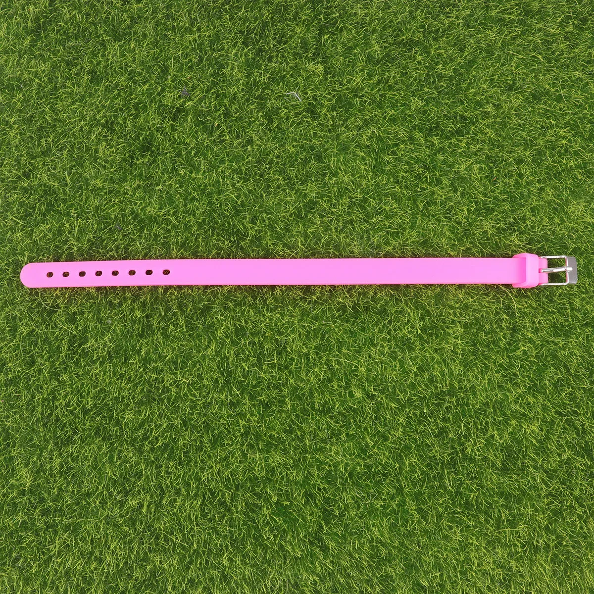 Adjustable Interval Hole Silicone Bracelet for Eco Friendly Stretch Wristband Group Activity Party Gift Pink