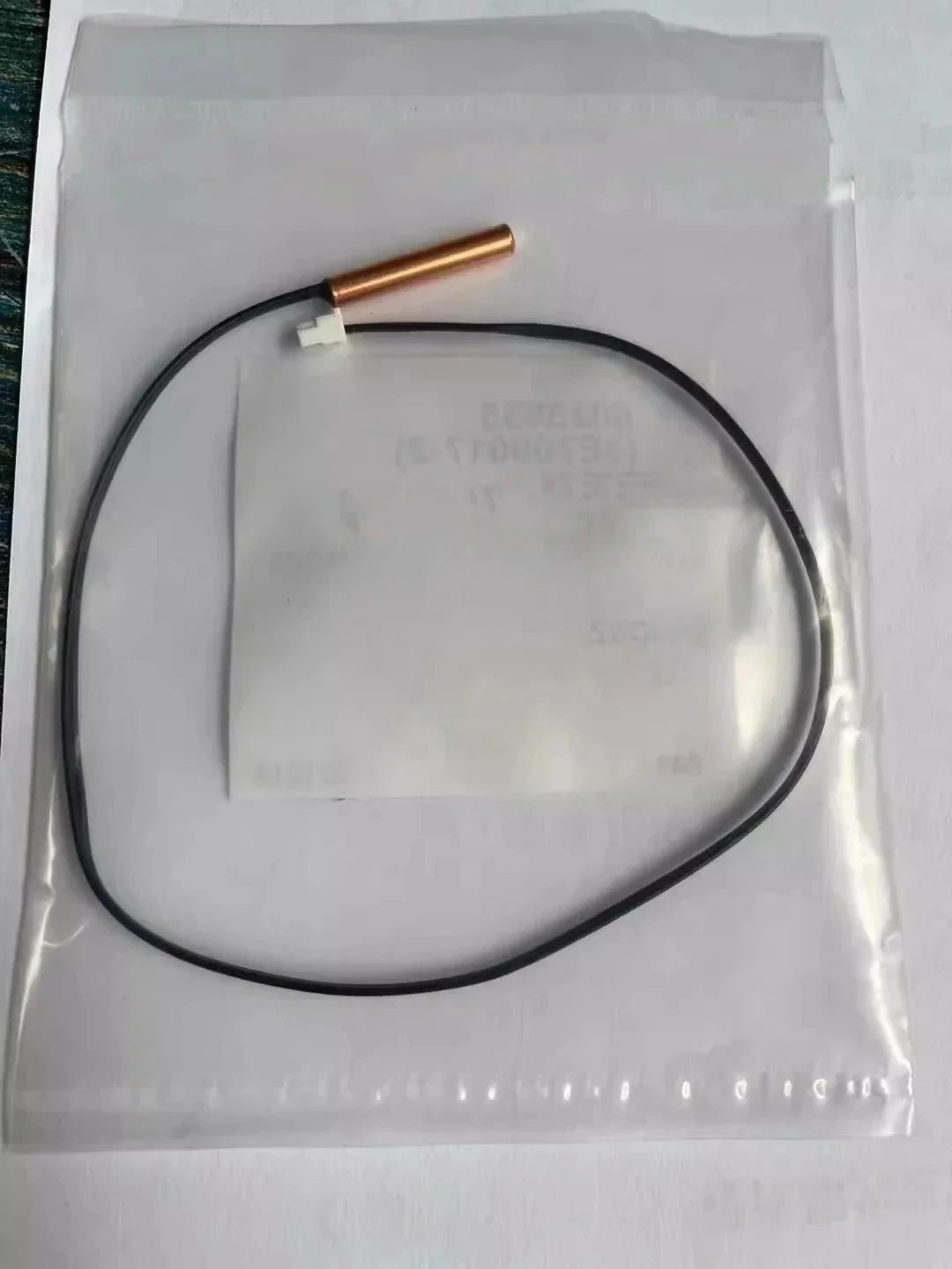 

Suitable for Daikin Air Conditioning E-MAX Variable Frequency Air Conditioning Pipeline Temperature Sensor 3E70017-71-2