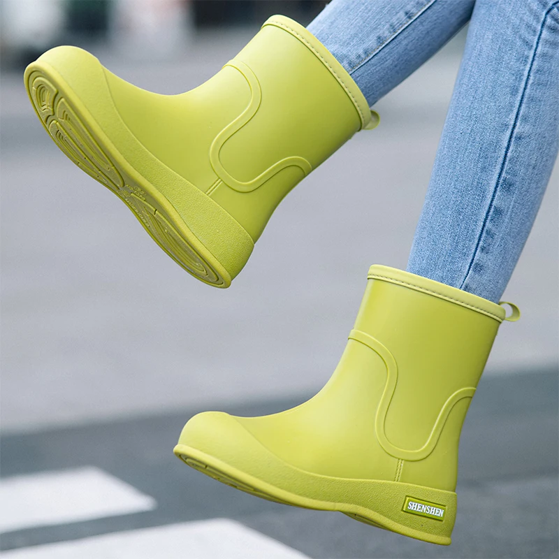 

Women's Summer Fashionable Water Shoes Mid-Calf Rain Boots Waterproof Non-Slip Kitchen Work Rubber Shoes Adult Water Boots