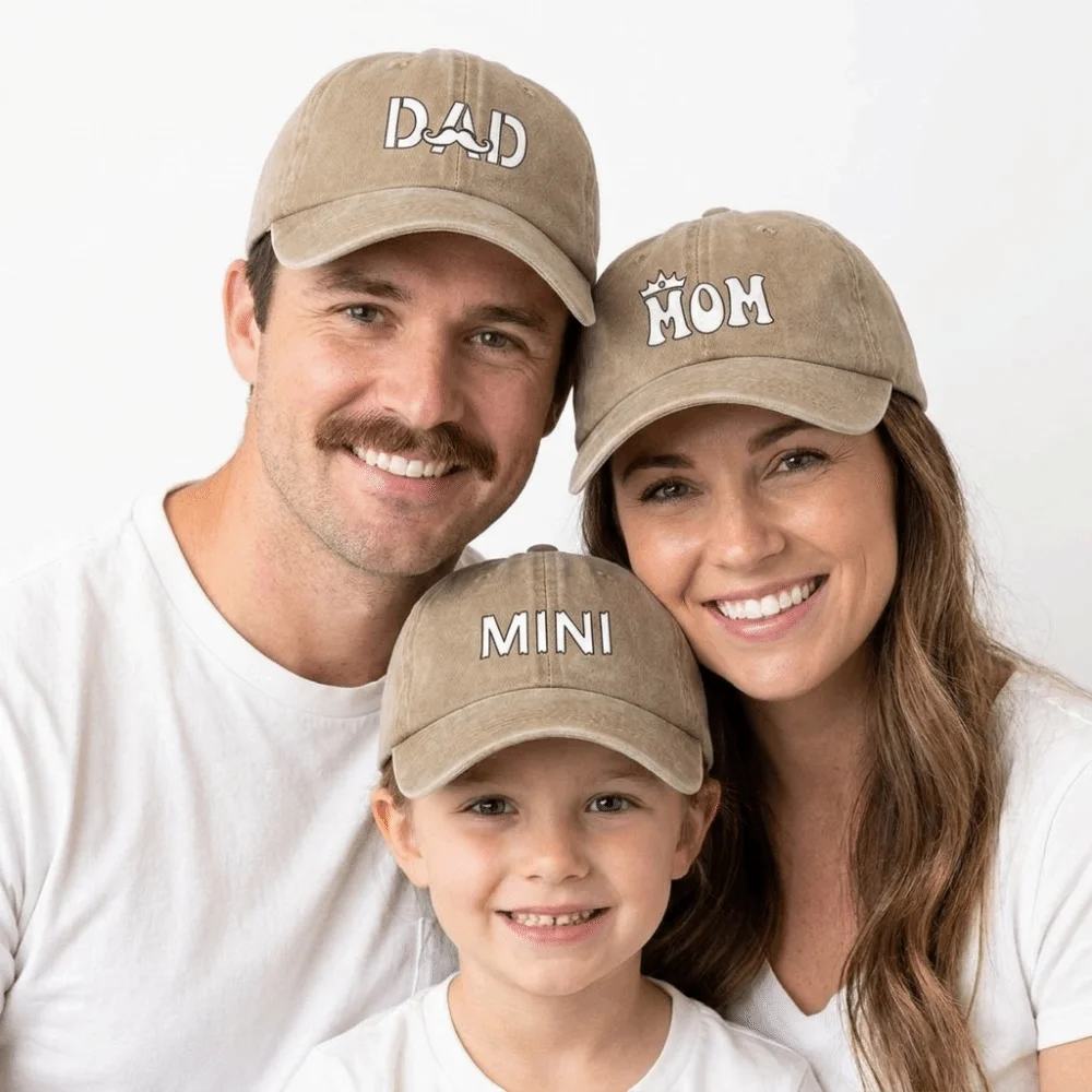 

Бейсболка с вышивкой DAD MOM MINI, регулируемая, из стираного хлопка, для мужчин и женщин