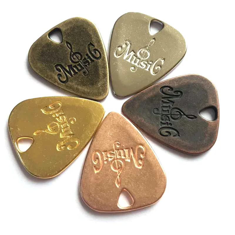 

1pcs Metal Stainless Steel Guitar Picks Encyst Thickness Bass Electric Guitar Ballad Acoustic Guitar Ukulele Pendant Pick