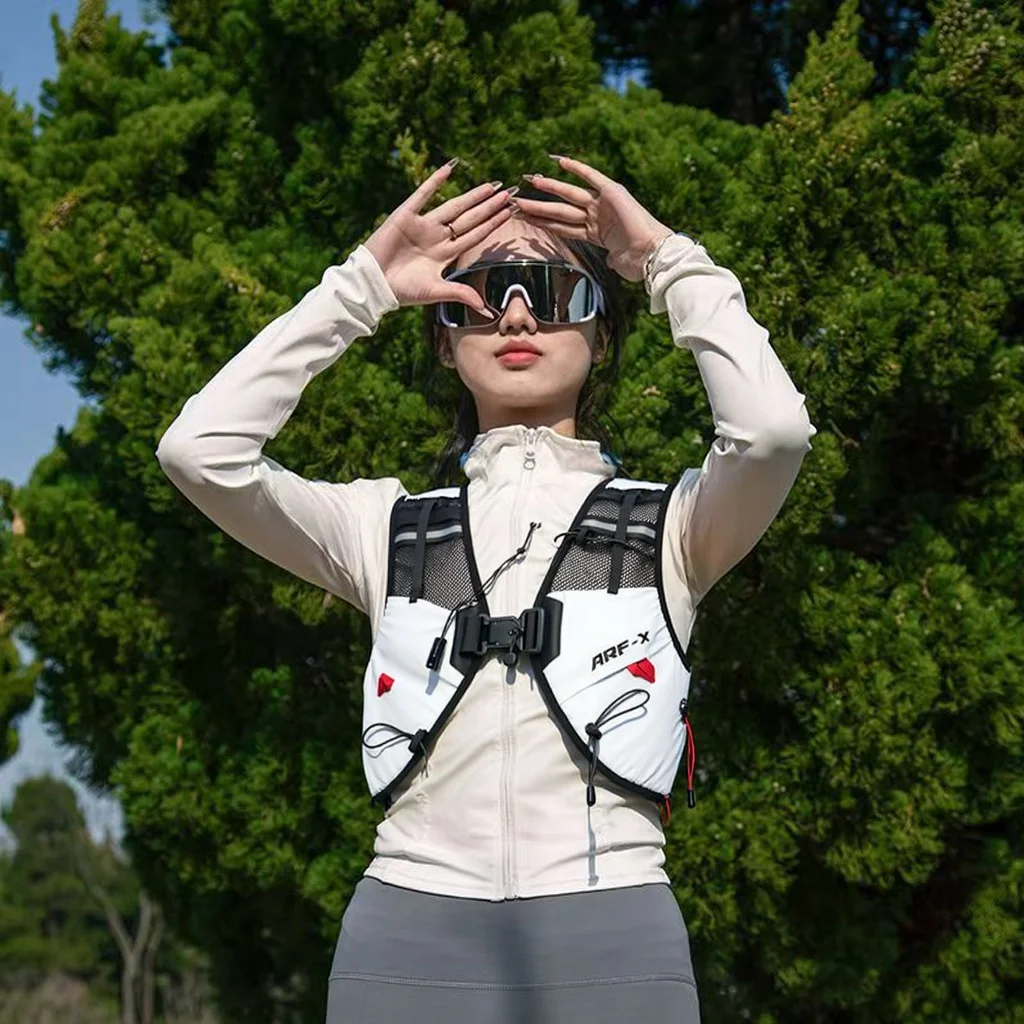 

Running Phone Pouch Outdoor Climbing Vest Bag Cycling Hiking Sports Storage Backpack water bottle bag