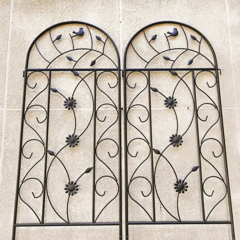 2 Pack Metal Garden Trellis 86.7
