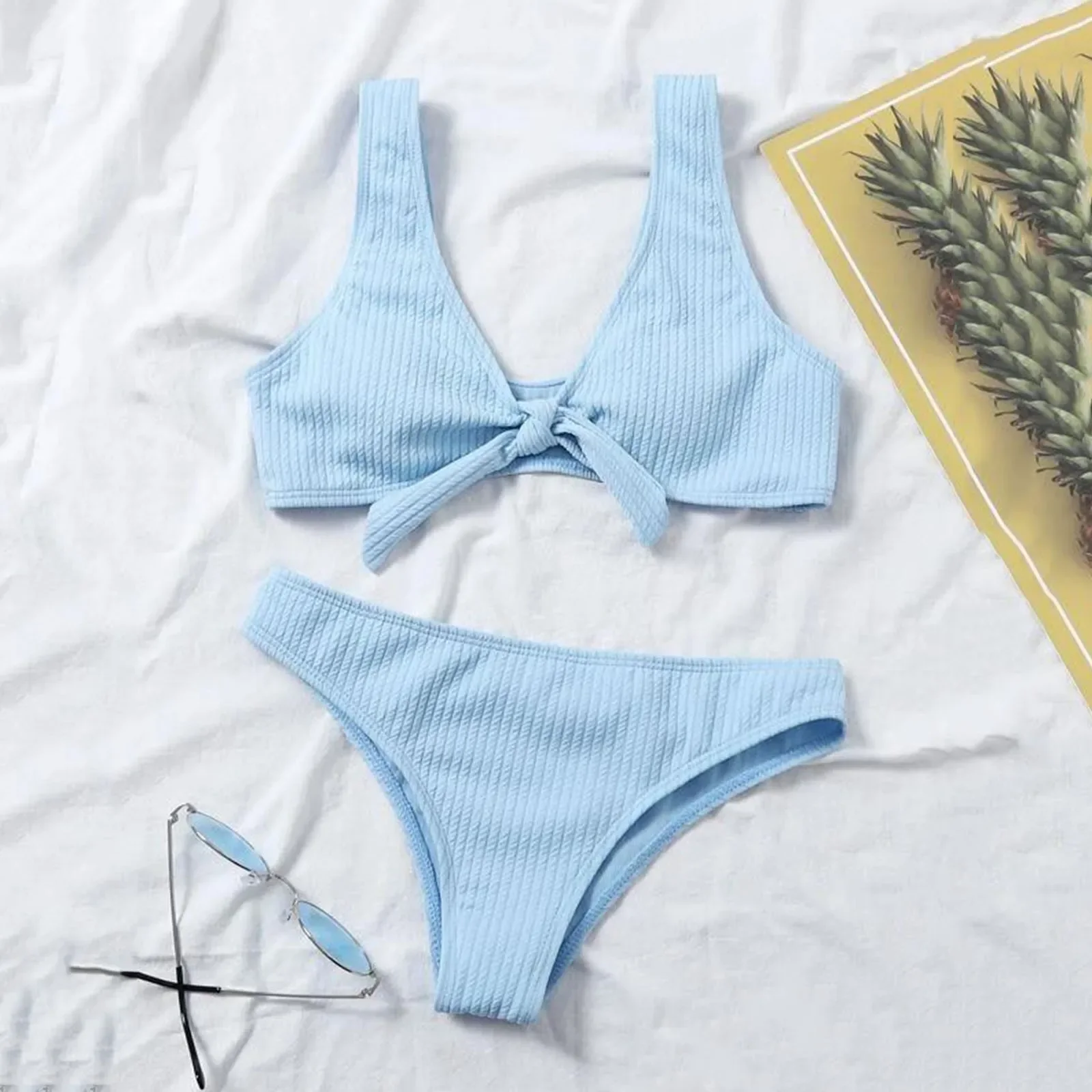 2024 Nuovo Set bikini con fiocco Vita bassa Colore puro Pit Strip Push Up Bordo Spalline larghe Costume da bagno Spiaggia Costumi da bagno separati