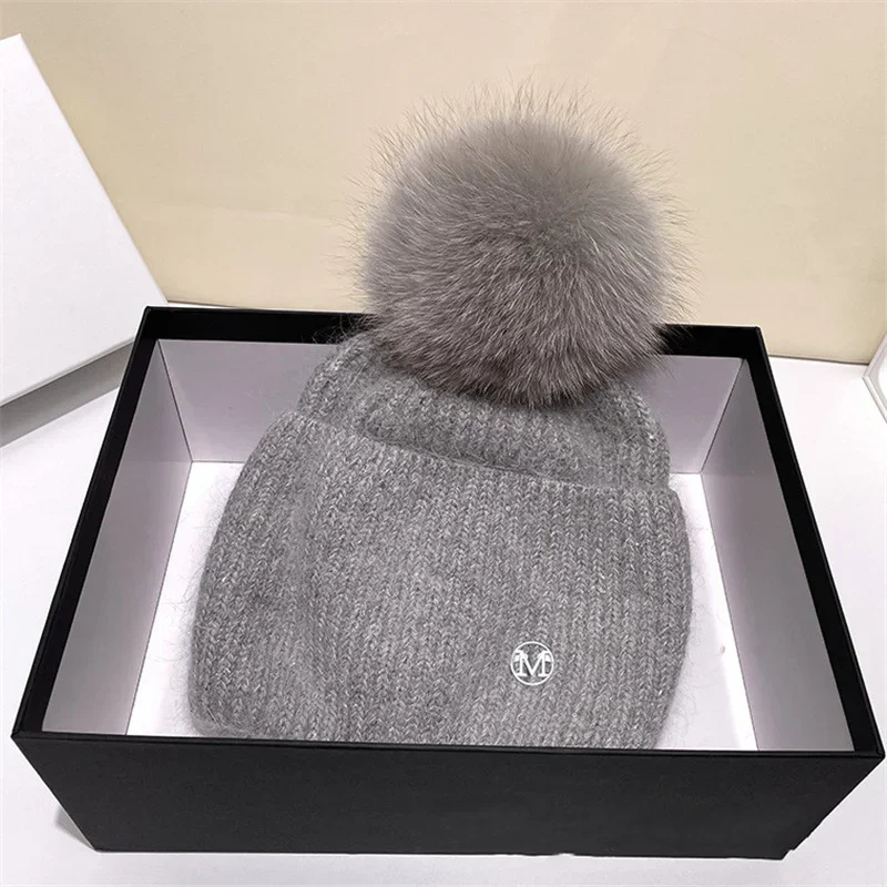 Real fox Fur Pom Poms Ball Skullies Beanies Keep Warm Winter Hat for Women Girls Wool Hat Outdoor Knitted Cap Thick Female Cap