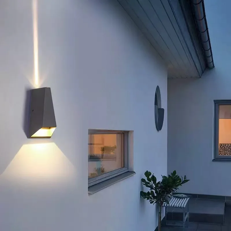 Modern Minimalist Led Wall Lights With Up And Down Illumination Outdoor Waterproof For Garden Aluminum Body