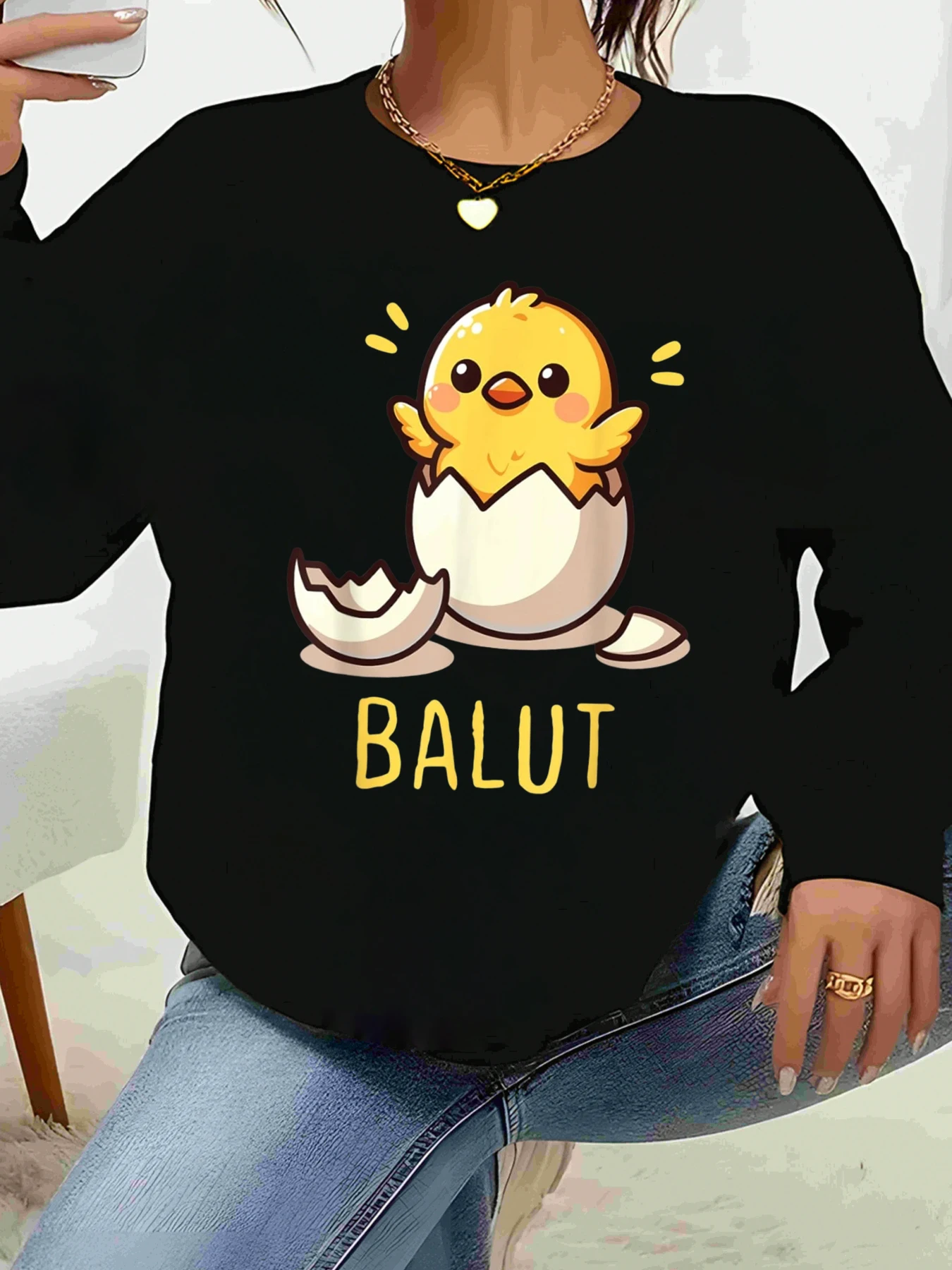 

Balut Chick Print Sweatshirt Easter Casual Wear Women's Fashion Top