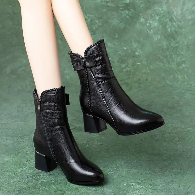 Black Bow Middle Heel Ladies Mid Calf Shoes Autumn Winter Leather Warm Women's Half High Boots Waterproof Fashion 2025 Y2k Boot