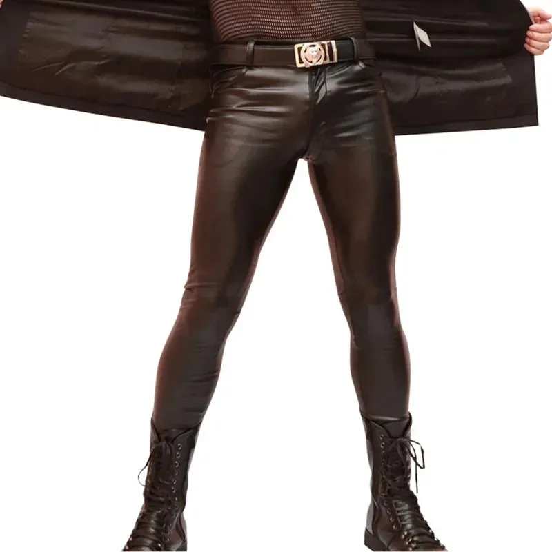 AA wat のアーミーグリーンスリムフィットストレッチ PU パンツ男性セクシーなクラブウェアスキニーペンシルレザー Pants2025 新しい