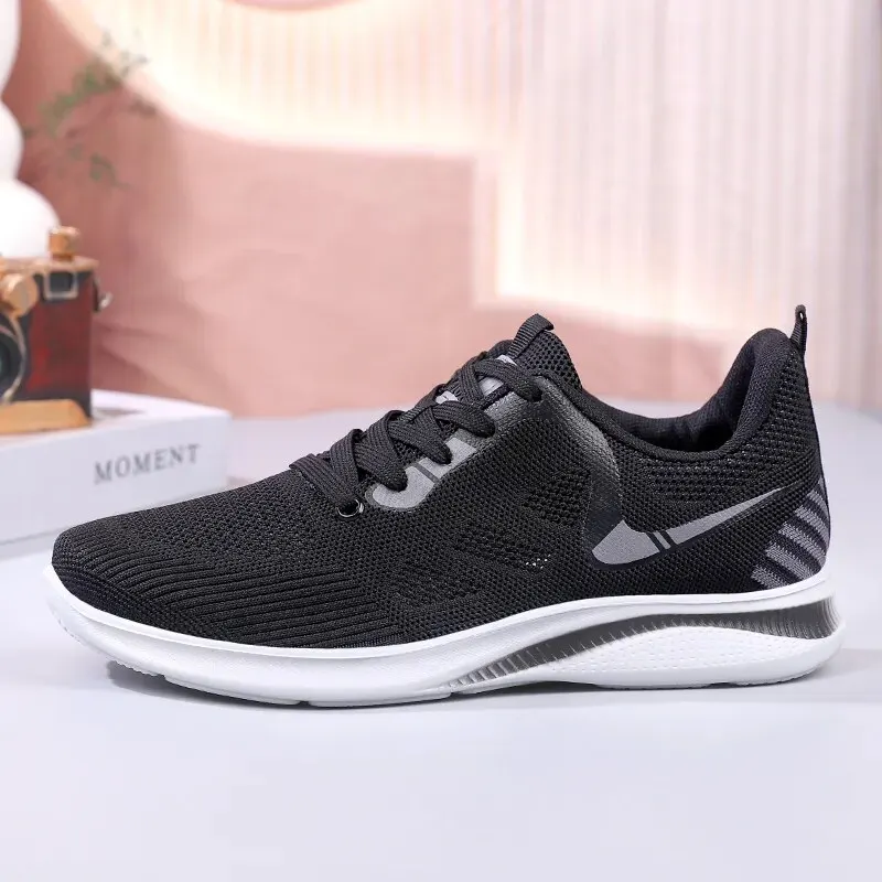 Spring and Summer Men\'s Breathable, Comfortable, Non Slip, Soft Sole, Lightweight, Casual Sports Mesh Shoes