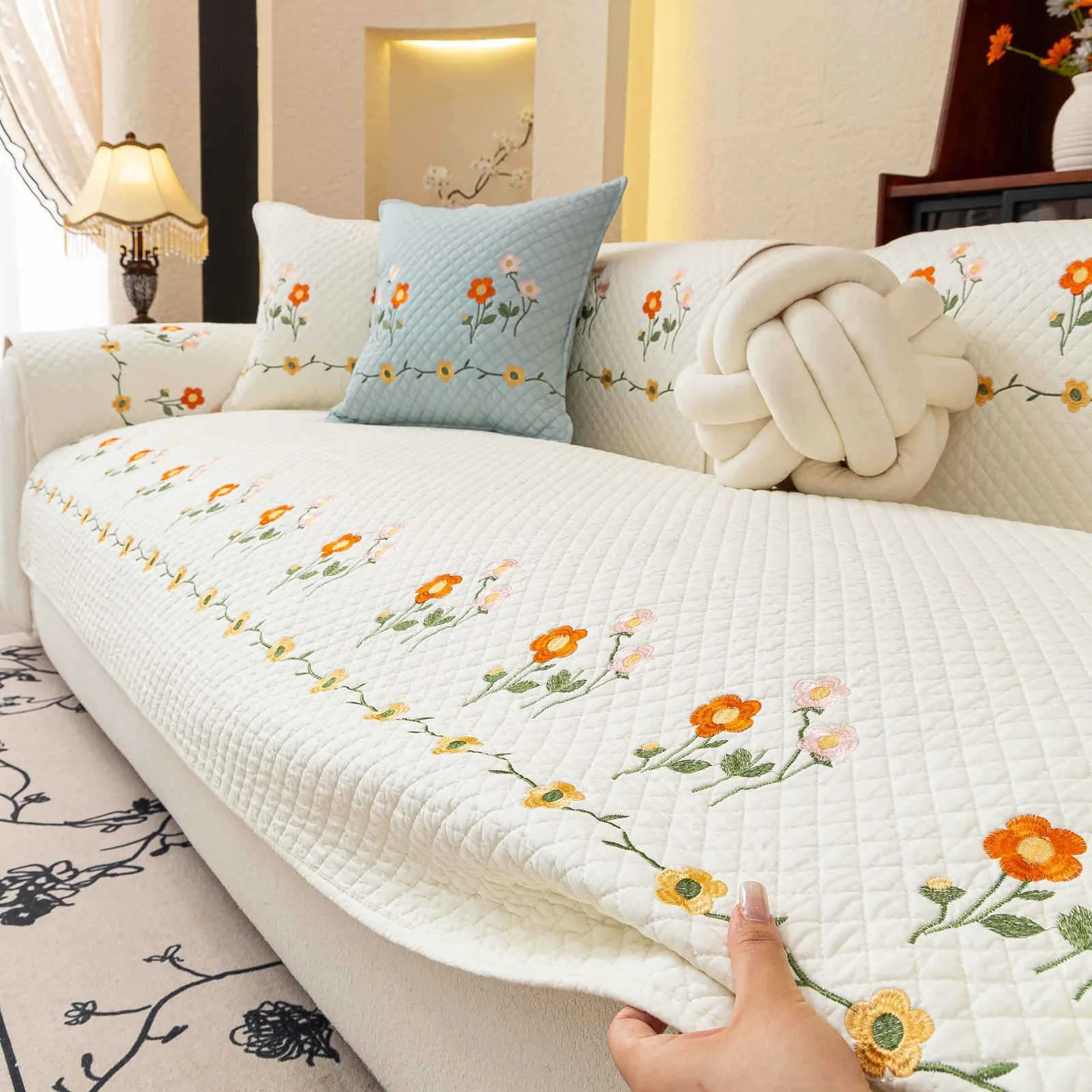 

Подушка для дивана из стираного хлопка с вышивкой для всех сезонов, универсальный нескользящий чехол для дивана, новинка 2024, чехол на спинку, тканевое полотенце