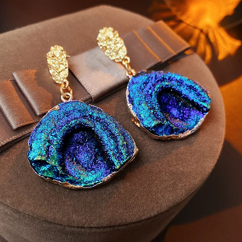 

Wrinkled Blue Irregular Metal Earrings, Elegant and Individualistic Stud Earrings, Light Luxury and High-end Earrings
