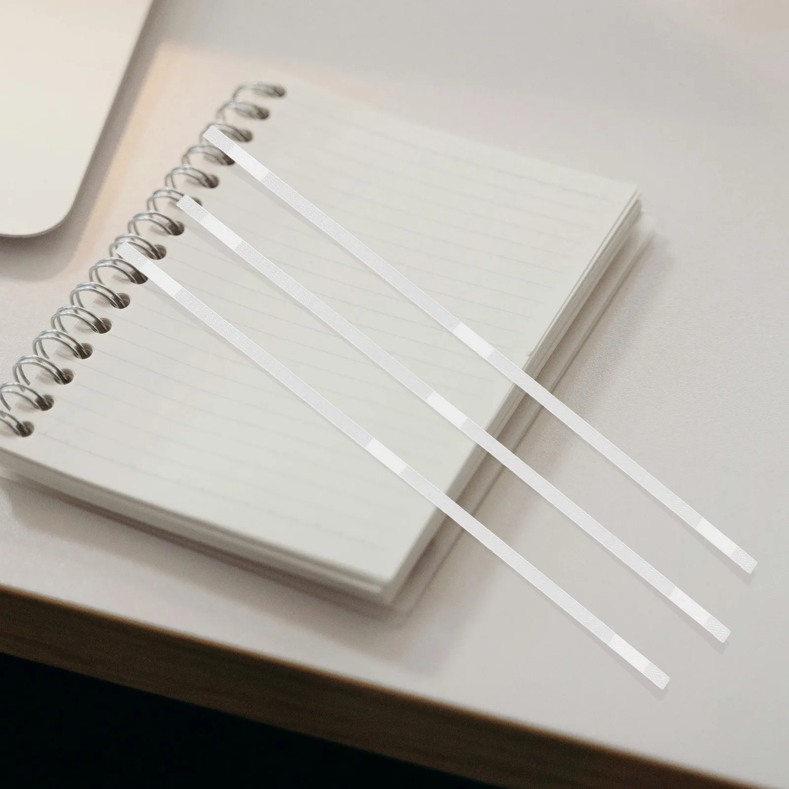 

50pcs Hot Melt Glue Strips Thermal Strips Strong Adhesive Book Binding Glue 0.6Cm Width For Reports Contracts Documents Photos