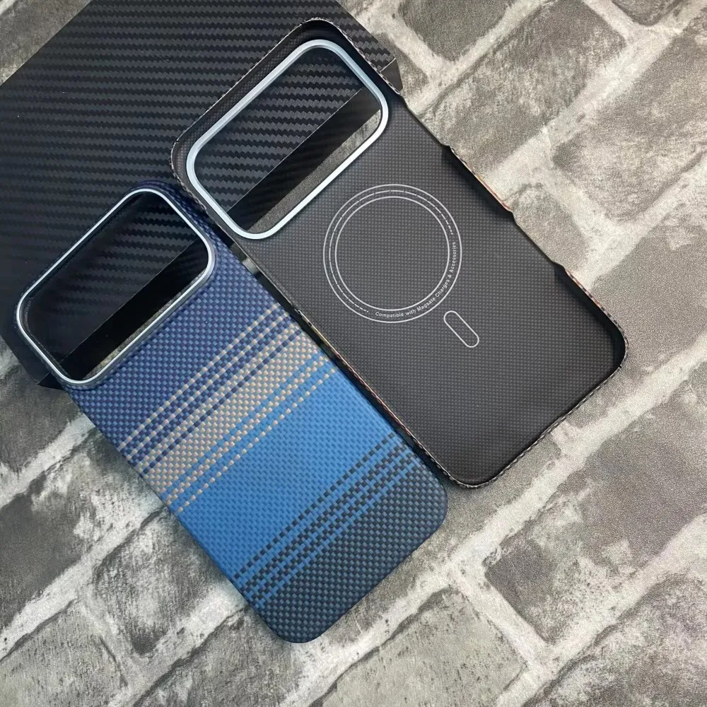 Luksusowe etui z włókna aramidowego Kevlar 100% i włókna węglowego do iPhone'a 17 Pro Max 17Pro z obsługą Magsafe, magnetyczne, ultracienkie etui na telefon. — zdjęcie produktu 3