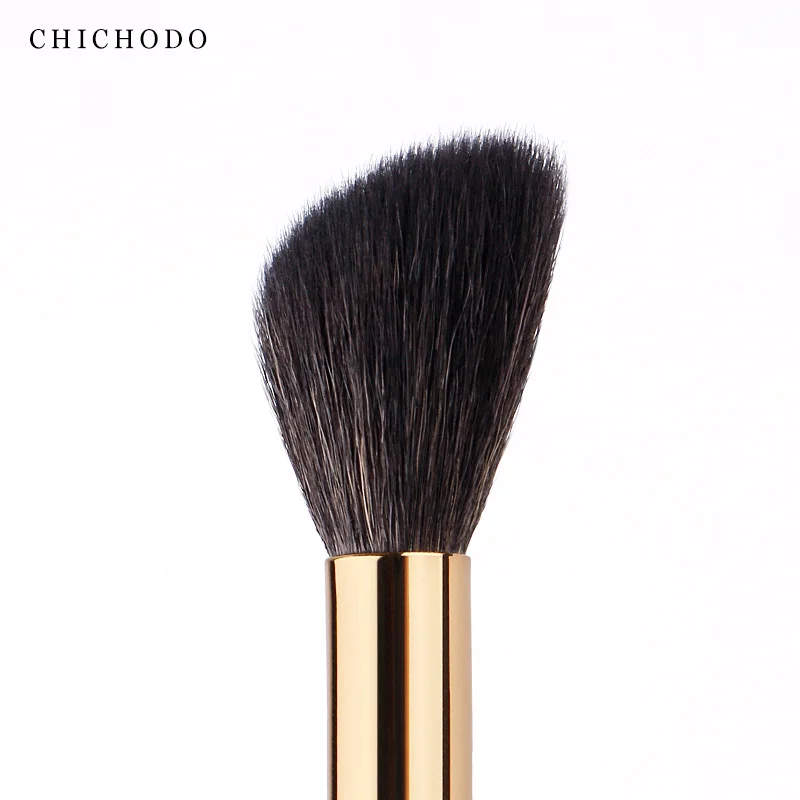 CHICHODO Luxury Makeup Brush Multifunctional Powder Brush High Quality Soft Animal Hair Brush-Red Rose Series-013