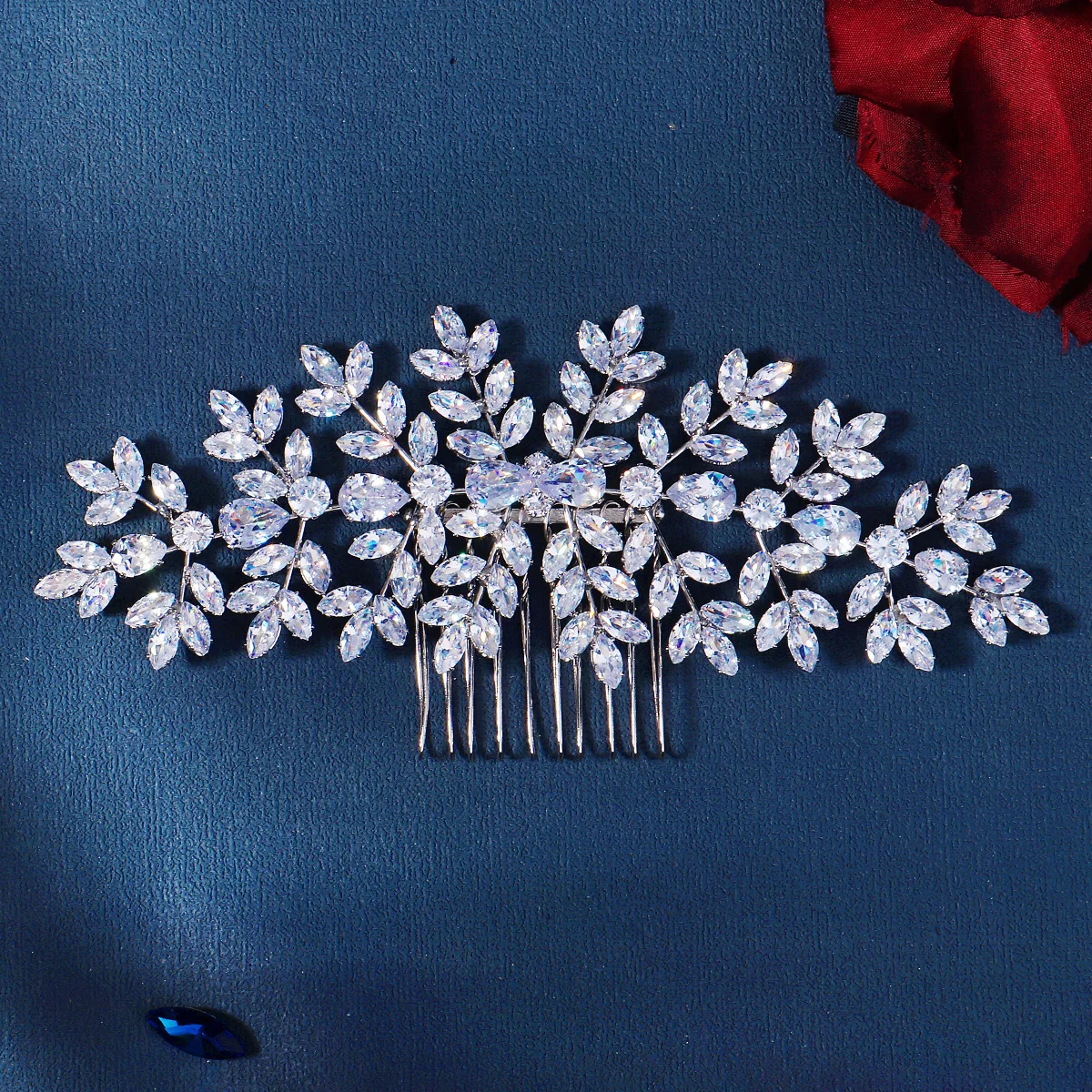 Luxury Wedding Bride Hair Combs Big Crystal Flower Cubic Zirconia Bridal Hair Comb Pin Accessories Jewelry Elegant Women