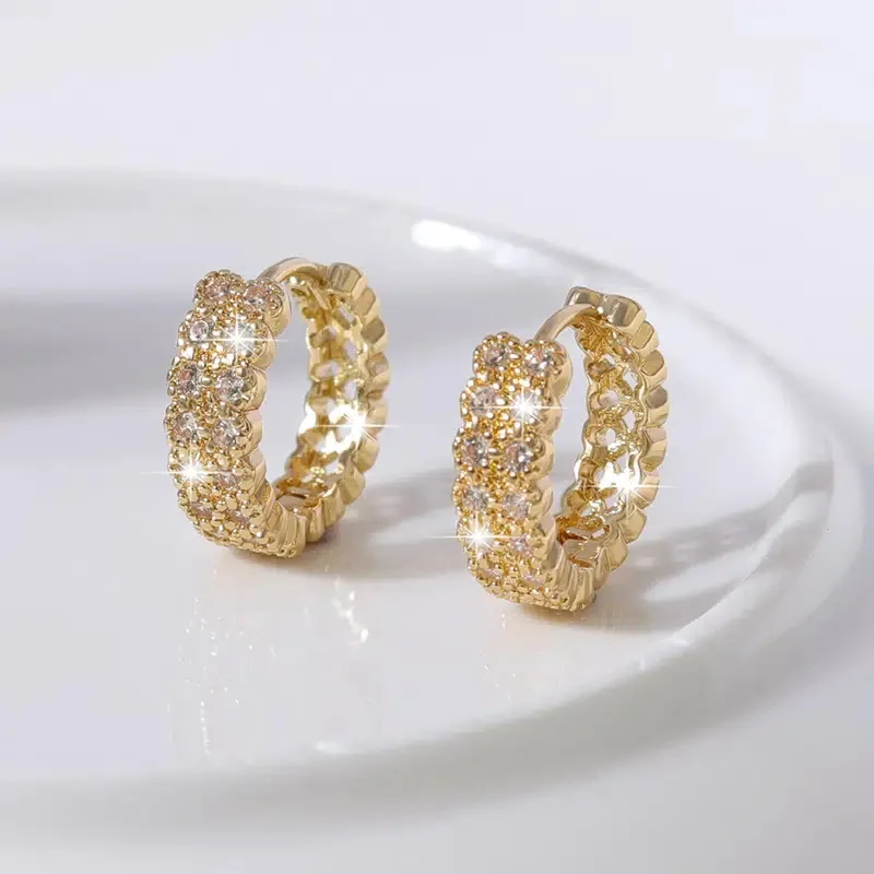 Fashionable And Elegant Shining Zircon Golden Hoop Earrings For Women's Classic Retro Banquet Decoration Exquisite Festival Gift