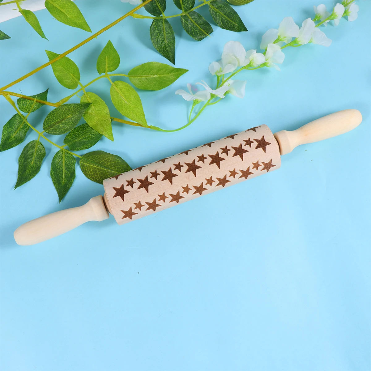

Embossed Rolling Pin Dough Roller Christmas Sticks Baking Tool Star Shape Design Wood Wide Usage
