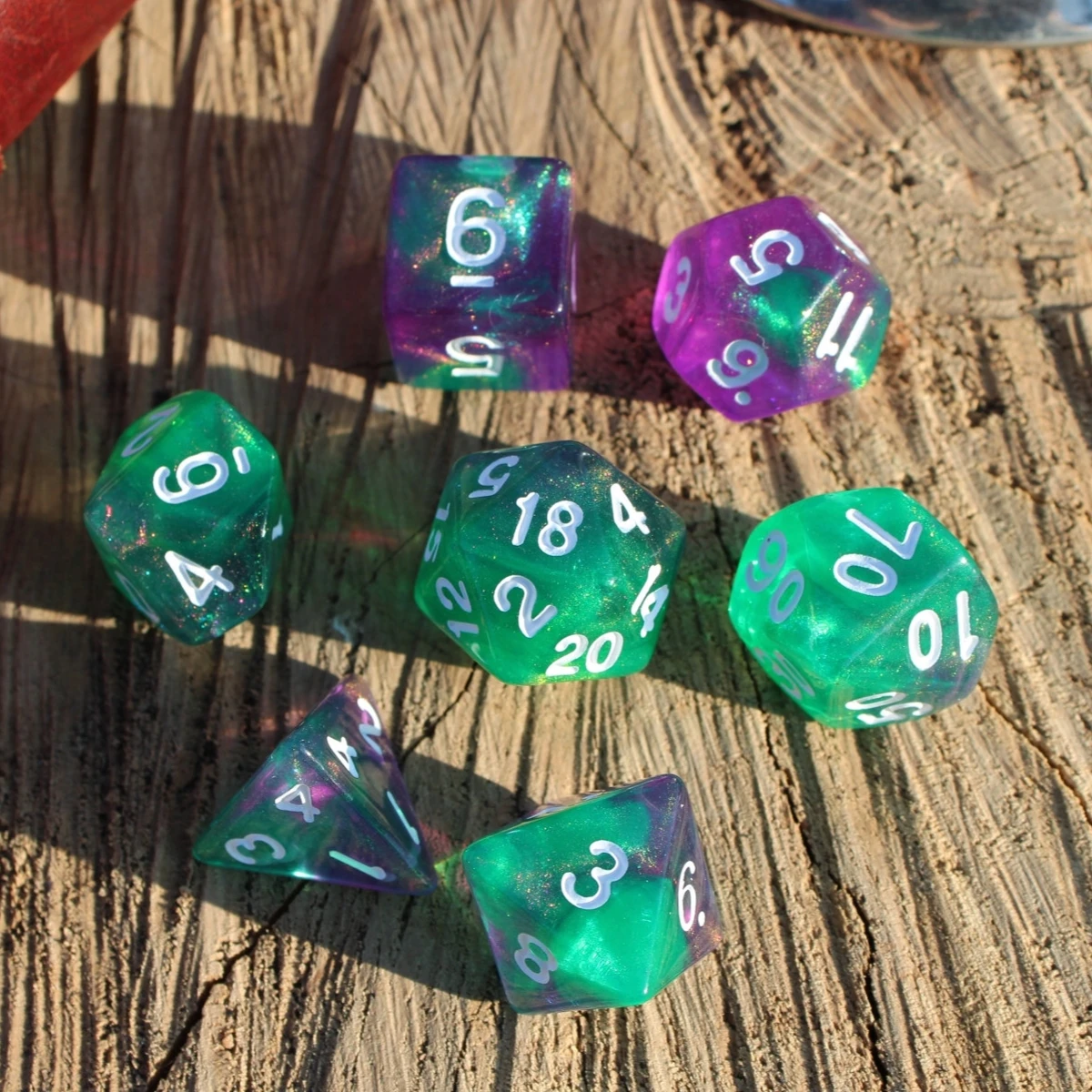 7Pcs/Set Green and Purple Starry Sky Dice for DND Dungeons and Dragons Table Games D&D RPG Tabletop Roleplaying