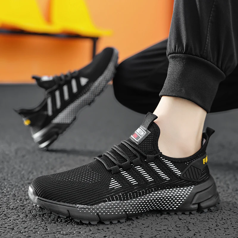 

New 2025 Men Running Shoes Breathable Outdoor Sports Shoes Lightweight Sneakers for Men Comfortable Athletic Training Footwear