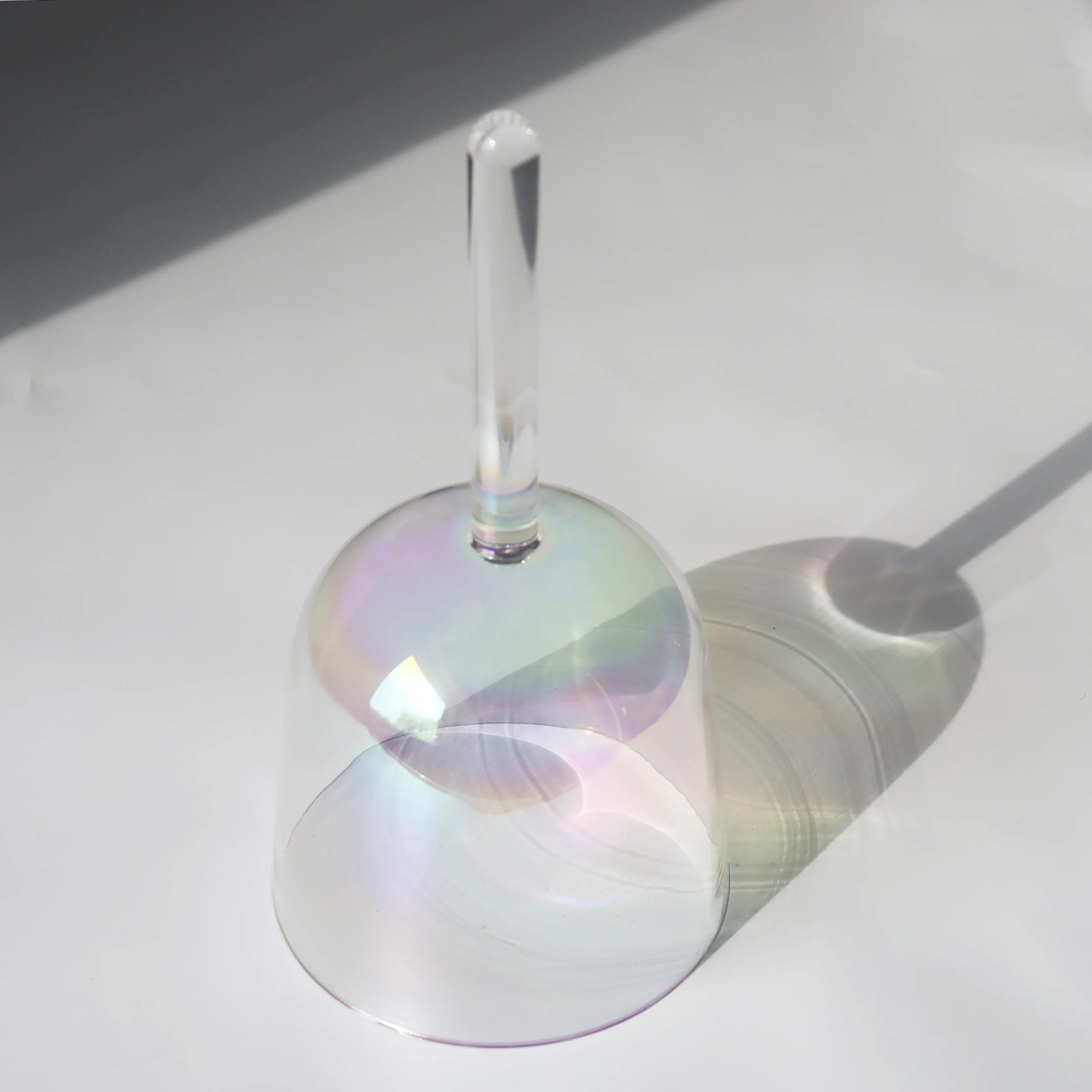 

Удивительный звук, 6-дюймовый 432 Гц, прозрачный космический свет, полая ручка, хрустальная поющая чаша для звукового исцеления с чехлом для переноски