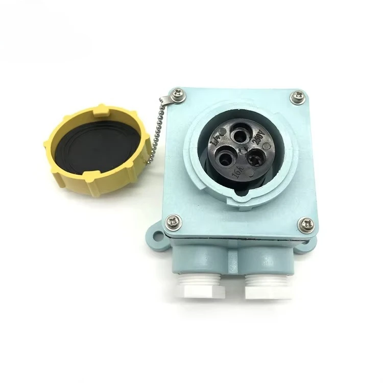 R12-2 Wholesale IP56 Waterproof Marine Electric Connectors IEC Watertight Socket For Boat